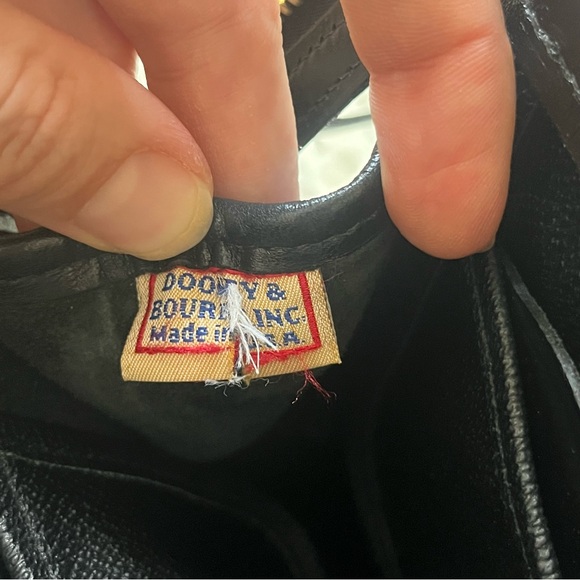 Vintage Dooney & Bourke Black AWL Shoulder Bag - Picture 4 of 15